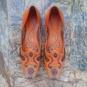 Bedazzled bead orange leather Aladdin vintage flat